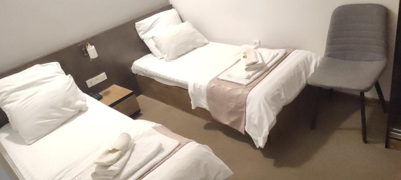 Art Rakat Hotel Tasjkent Eksteriør billede